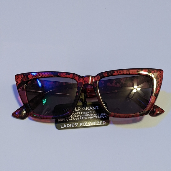 Nwt Foster Grant ladies polarized red & black sunglasses - Picture 8 of 11